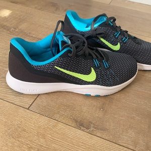 Women’s Nike Flex Trainer 7 Tennis Shoe